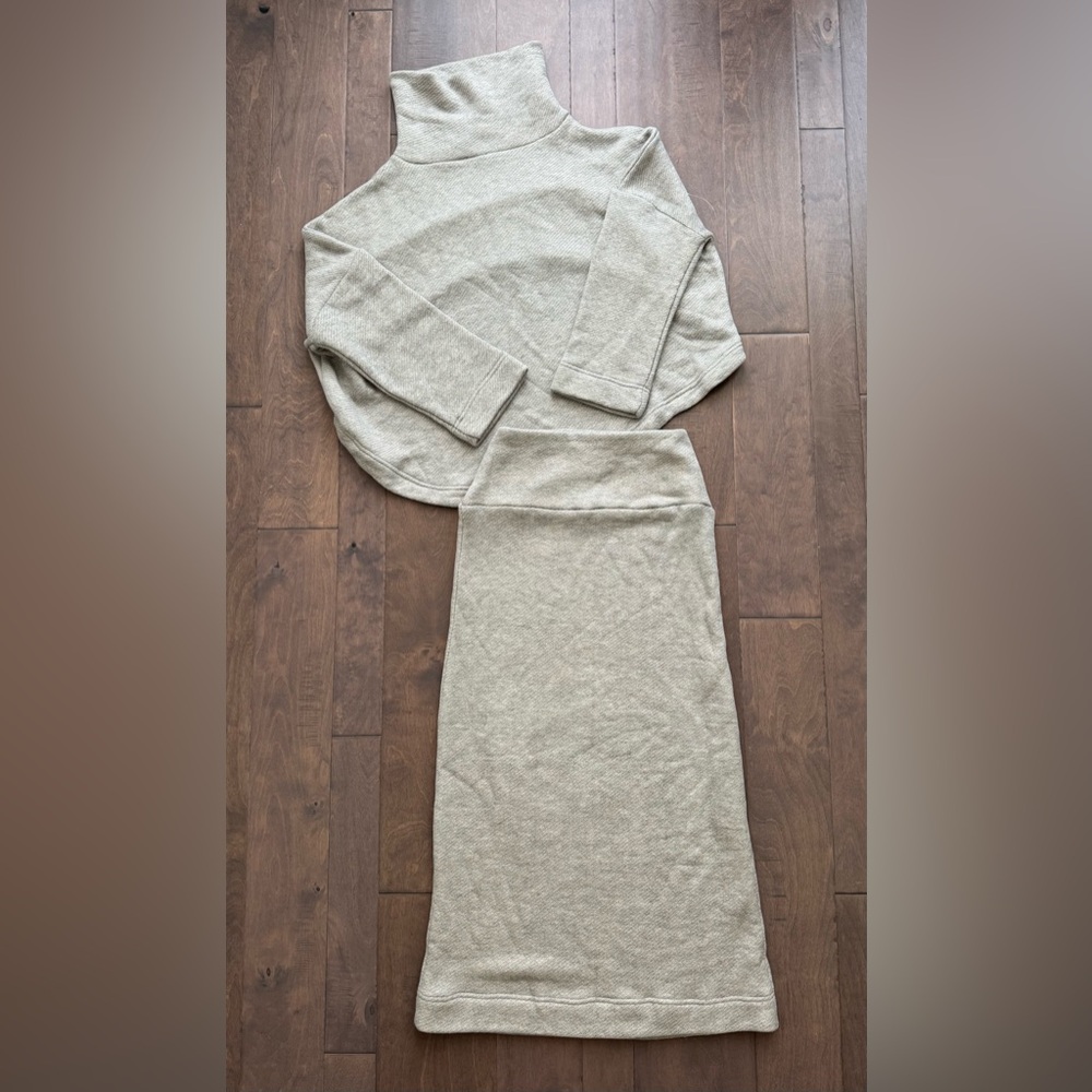 NWOT Free People Free-est Milley Reversible Set-Wet Plaster - Picture 6 of 16